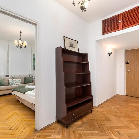 Apartament Koszykowa 33 *